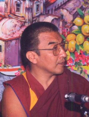 Dalia Lama Thanatog Rinpoce